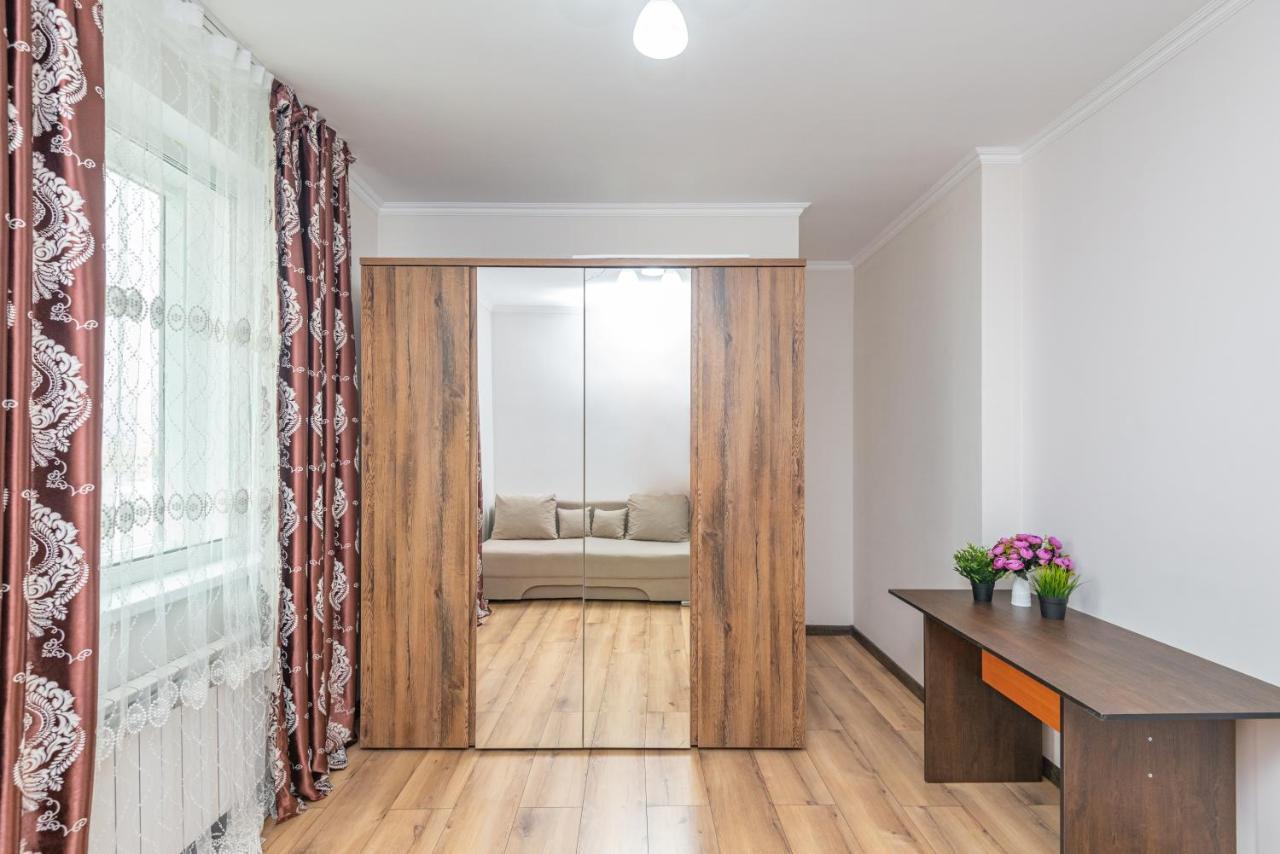 Жк Sauran Towers Comfort Nur-Sultan  Exterior photo